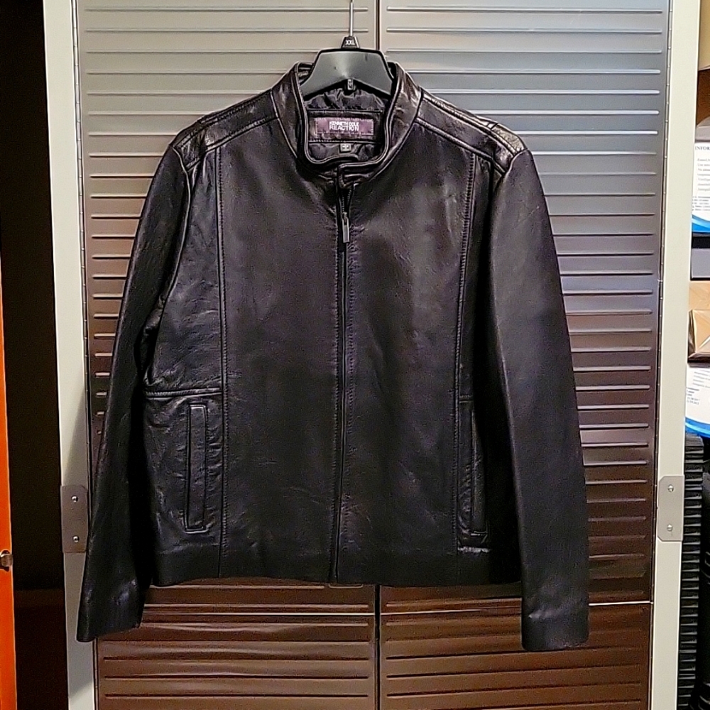 Kenneth Cole Reaction Men's L 100% Leather Jacket!